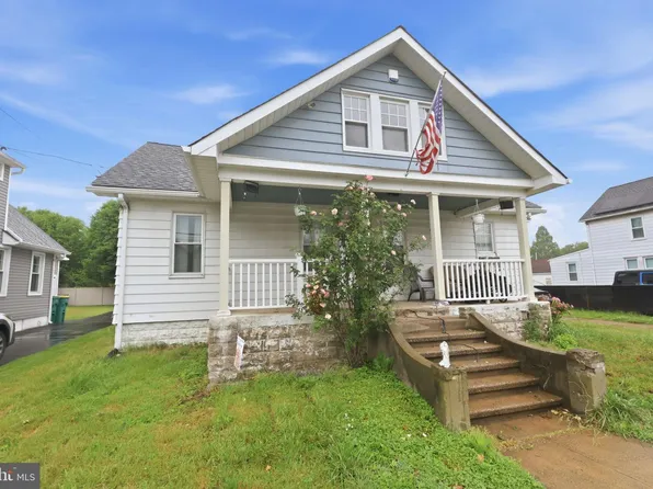 1134 Grieb Ave, Bristol, PA 19007