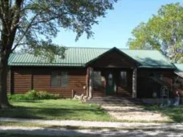 16534 State Highway 39, Aurora, MO 65605