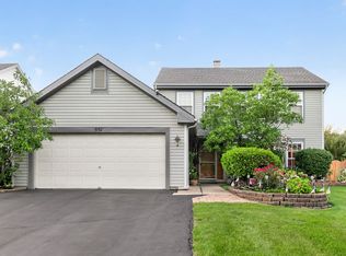 551 Foxford Rd, Bartlett, IL 60103