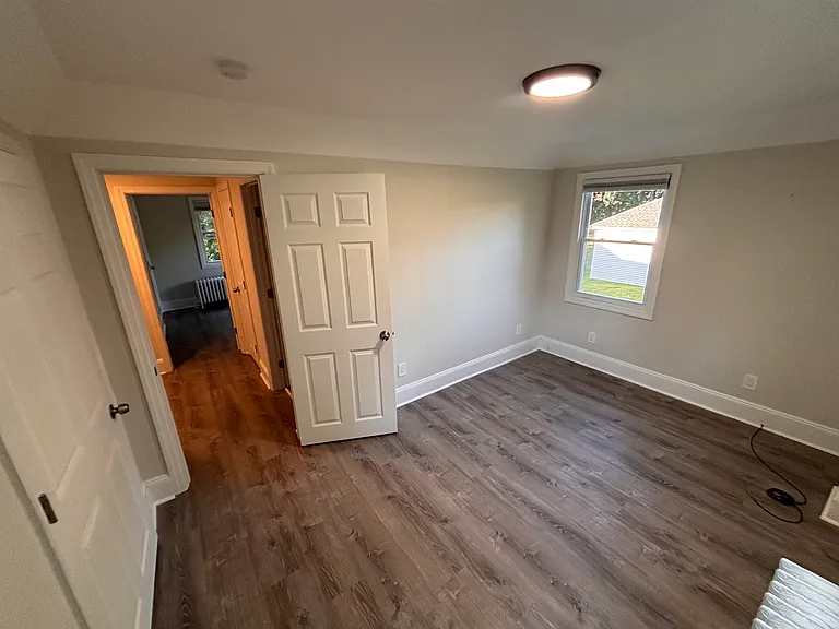 6088 Main St #2 — Photo 11