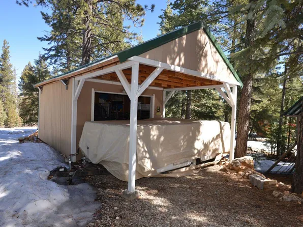 1470 S Woodchuck Rd, Alton, UT 84710