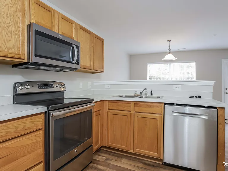 788 Avalon Springs Ct — Photo 4