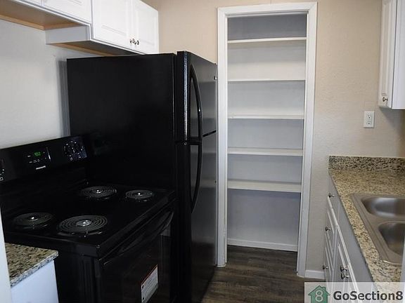 3rd image of 205 N Columbia Dr #3