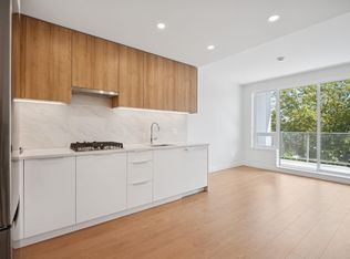 13387 Old Yale Rd #303, Surrey, BC V3T3B1