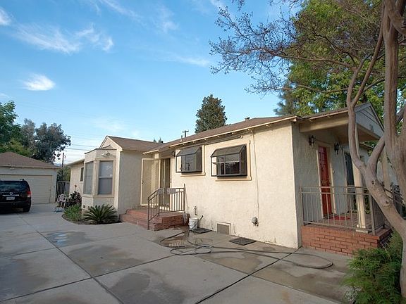 Exterior - Side