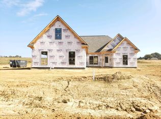 209 Cadet Dr, Senatobia, MS 38668
