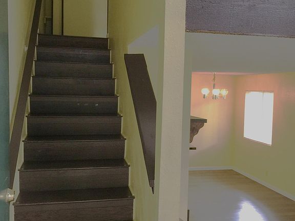 5th image of 383 Mandarin Dr APT 5