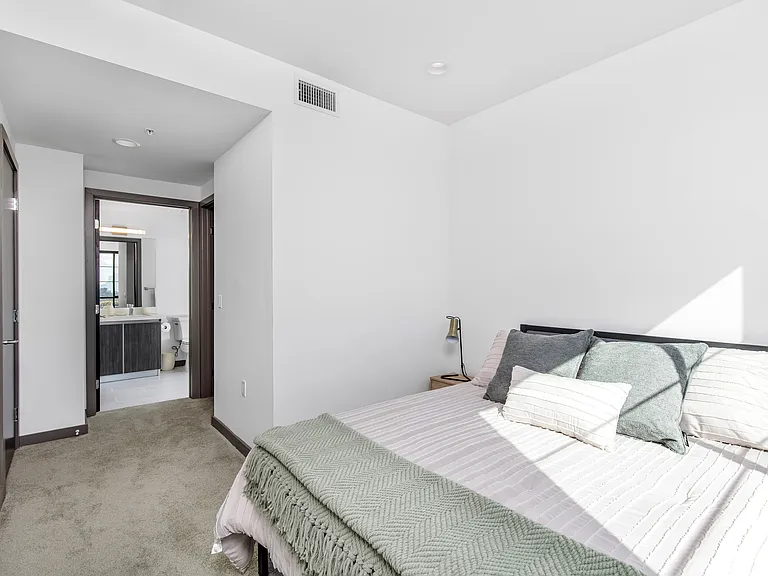 3621 Venice Blvd #403 — Photo 15