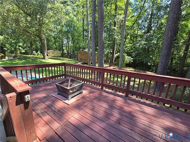 2937 Forest Hills Rd — Photo 16