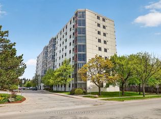 127 Belmont Dr #810, London, ON N6J4J7