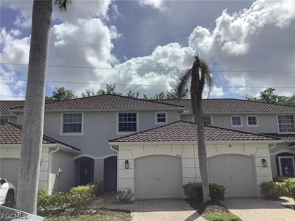 8567 Athena Ct