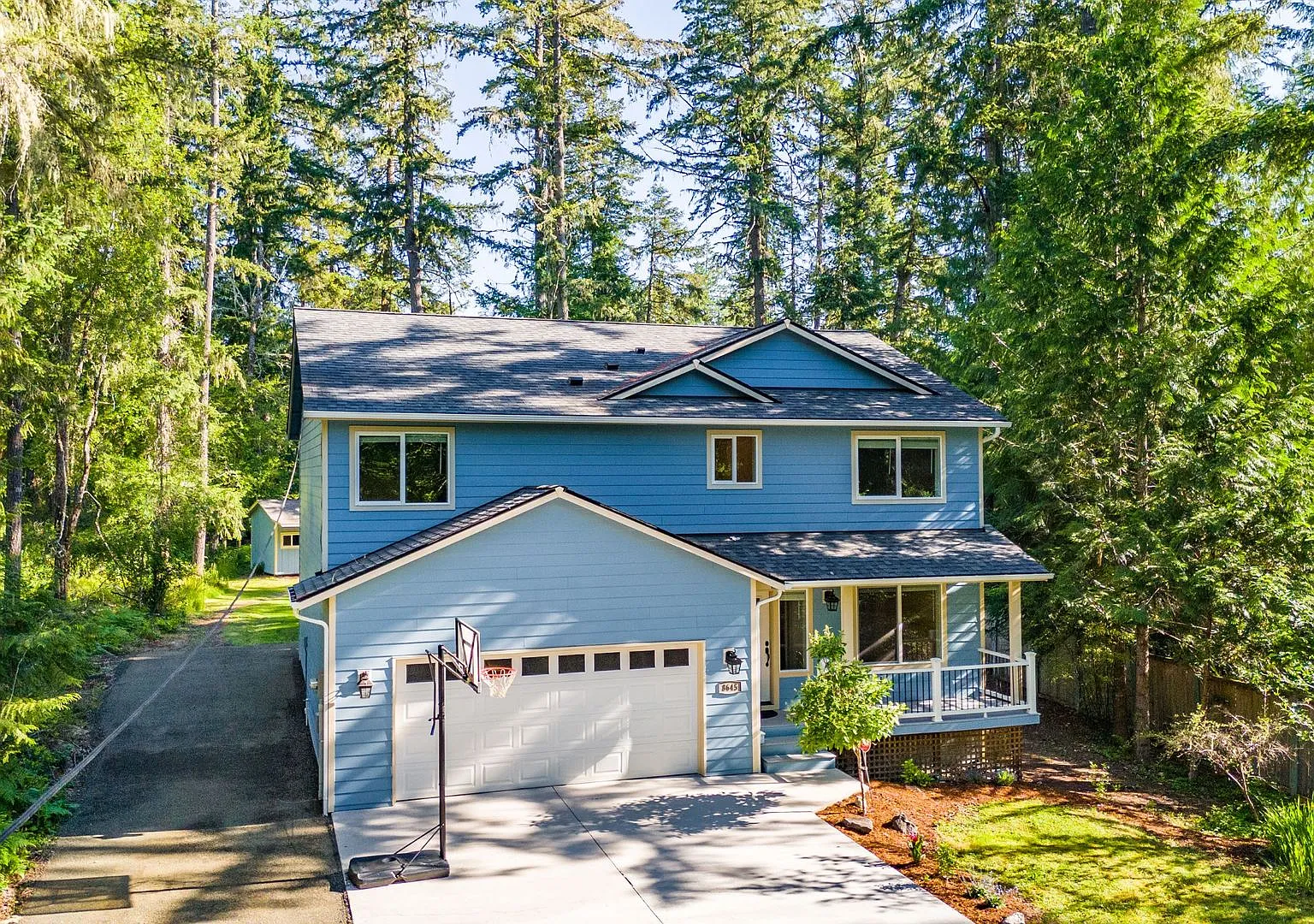 Rare Rental Opportunity! Bring Your Kayaks! — Photo 1