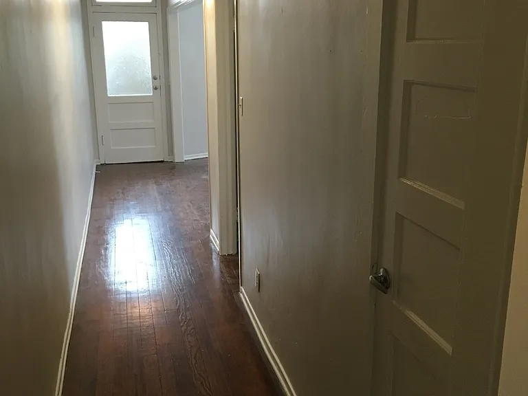320 N Avenue 52 — Photo 8