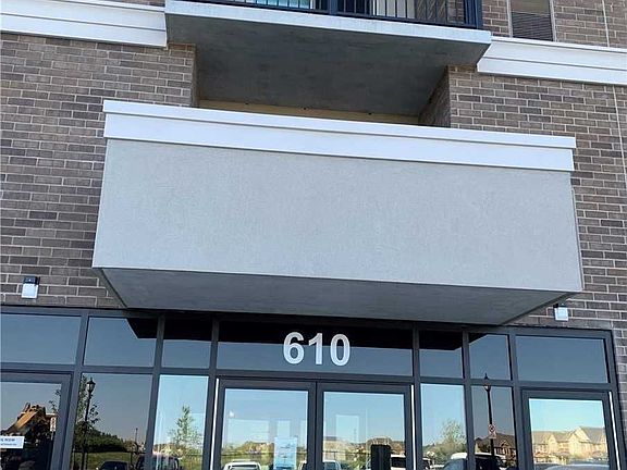 3rd image of 610 Farmstead Dr #613