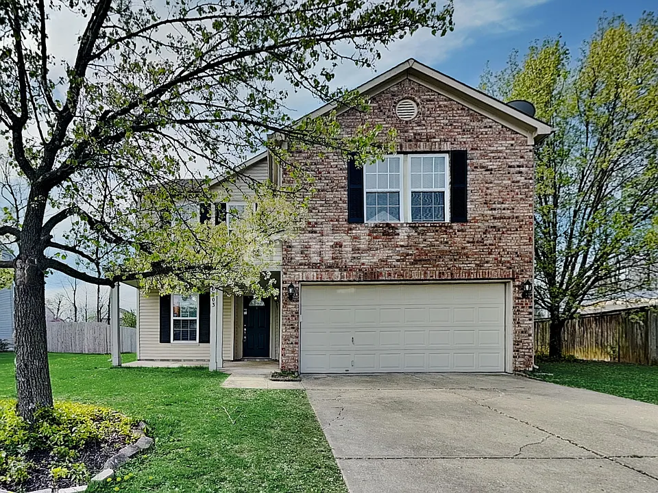 6803 Amber Springs Way