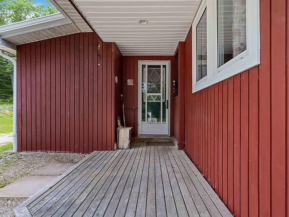 2nd image of 623 Forties Rd