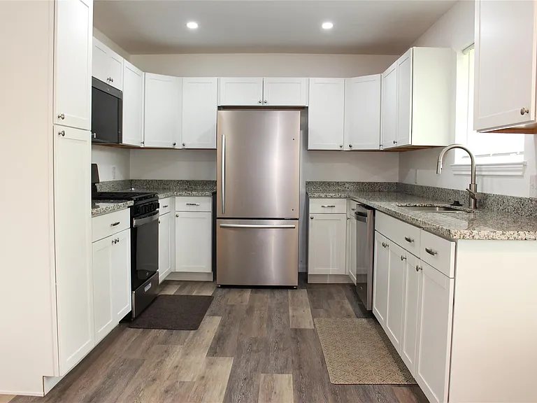 1802 Sleepy Creek Way — Photo 5