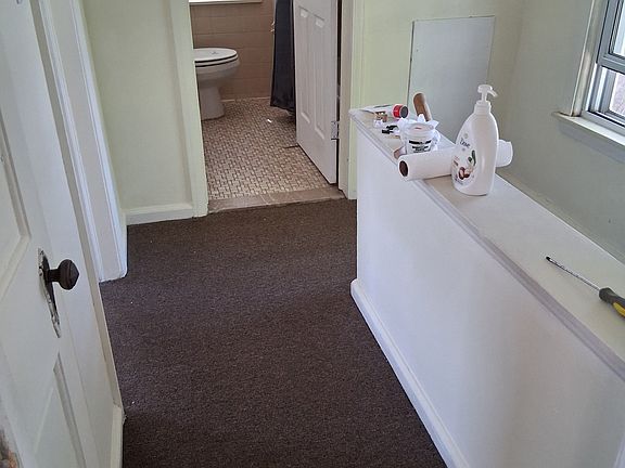 5th image of 4819 Woodworth St #1