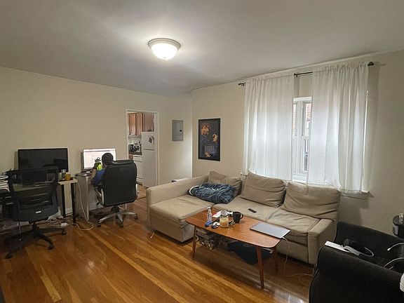69 Chiswick Rd. #11 Boston - Brighton Shared Unit Photo 3