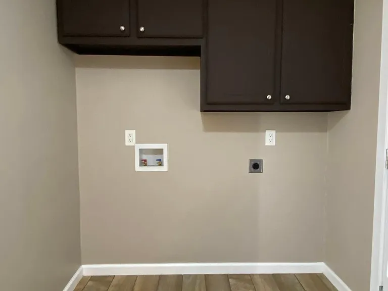 1202 Bryce Dr #8 — Photo 3