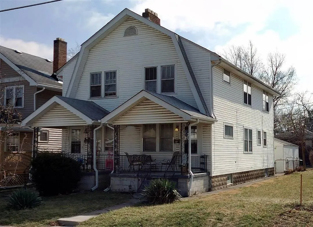 3 bed, 1188 sqft, $1,300 — Photo 1