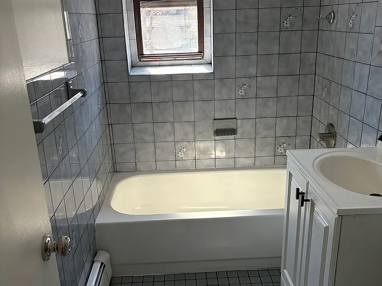 218 Prospect Ave #3C — Photo 9