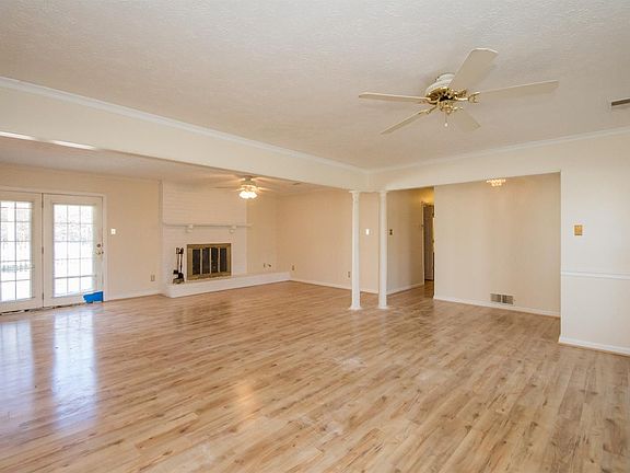 3rd image of 3169 Dale Hollow Dr