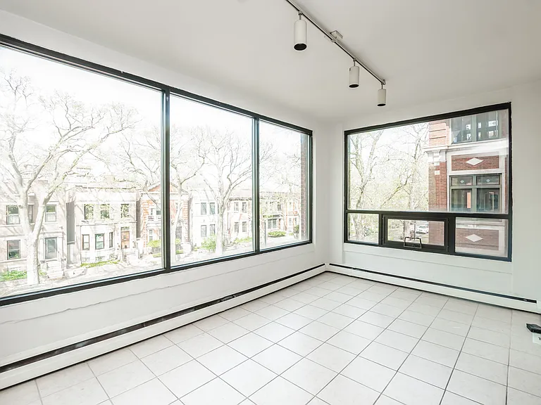 5229 S Greenwood Ave #3 — Photo 10