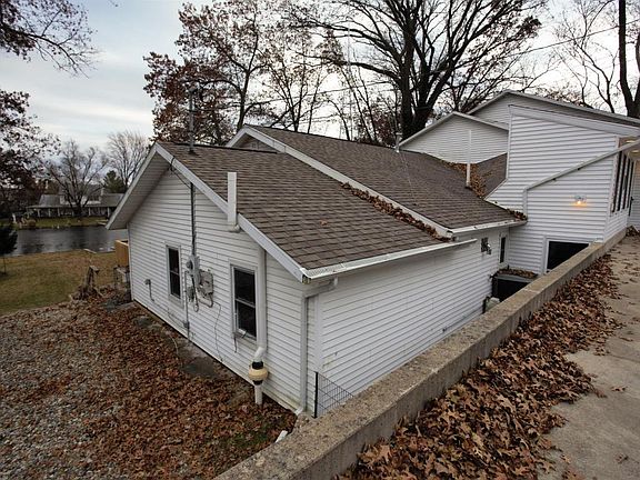 3rd image of 92573 Gravel Lake Dr