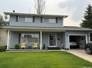 68 Deborah CRESCENT, Saskatoon, SK S7J 2W8