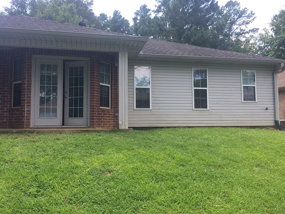 2nd image of 2658 Westminster Dr