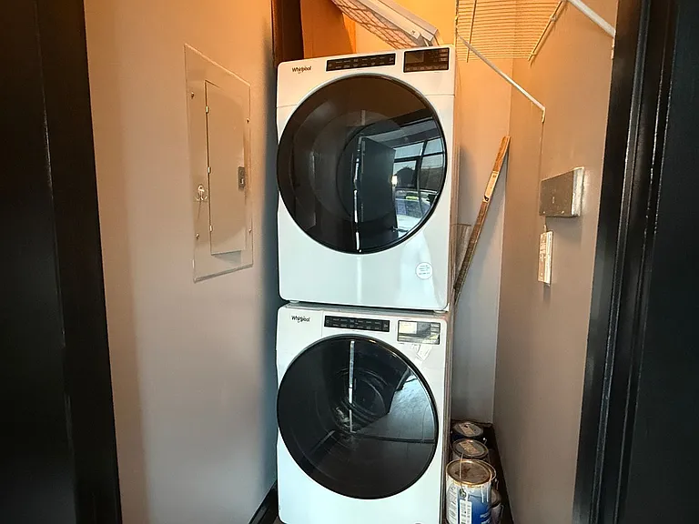 333 W Trade St #710 — Photo 5