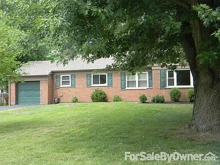 2nd image of 2067 Forestlake Dr