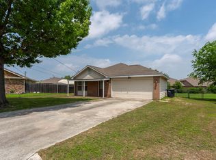 112 Briarwood Ct, Kyle, TX 78640