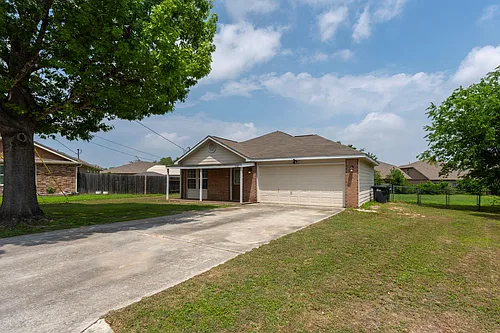 112 Briarwood Ct Photo 1