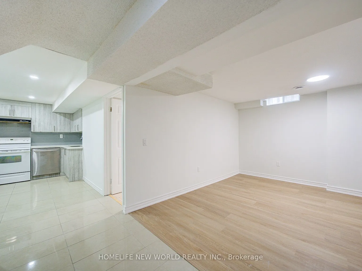 3 bed, $1,900 — Photo 3
