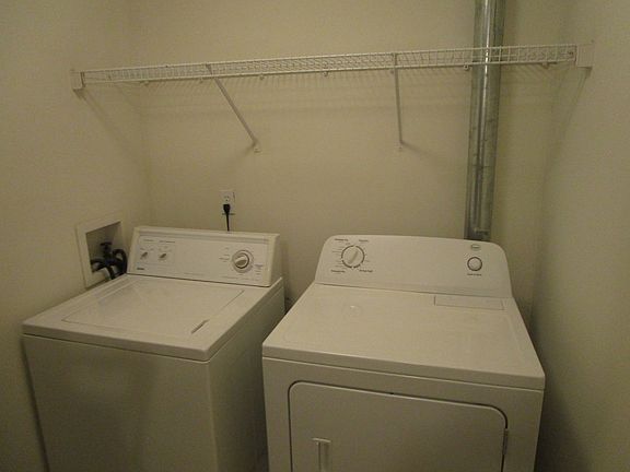 5th image of 5000-5002 Carrieridge Dr #5000