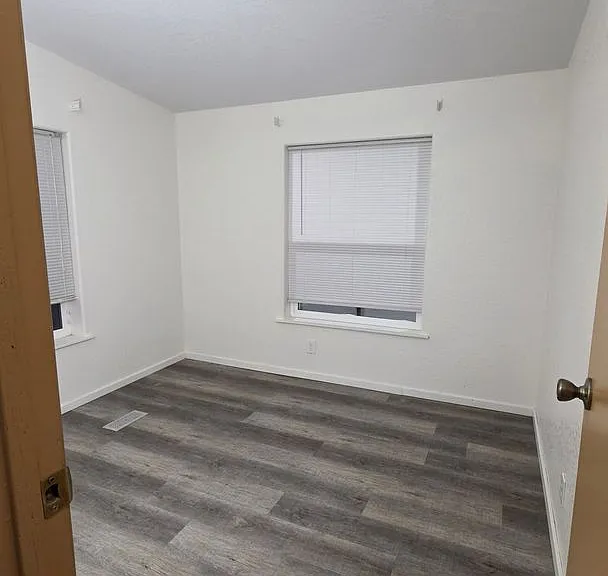 408 Main St — Photo 8
