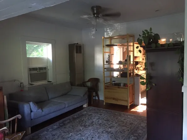 5 Martel Ln, Asheville, NC 28804