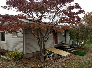 127 130th Ave, Wayland, MI 49348