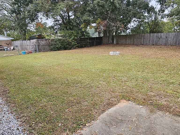 605 Melbourne Dr — Photo 31