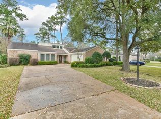 6610 Campden Dr, Spring, TX 77379