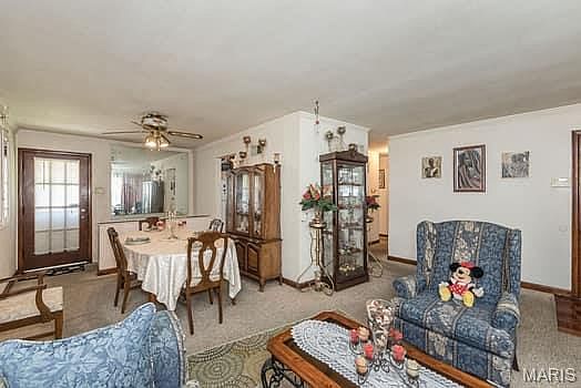 5th image of 19 Forest Home Ct