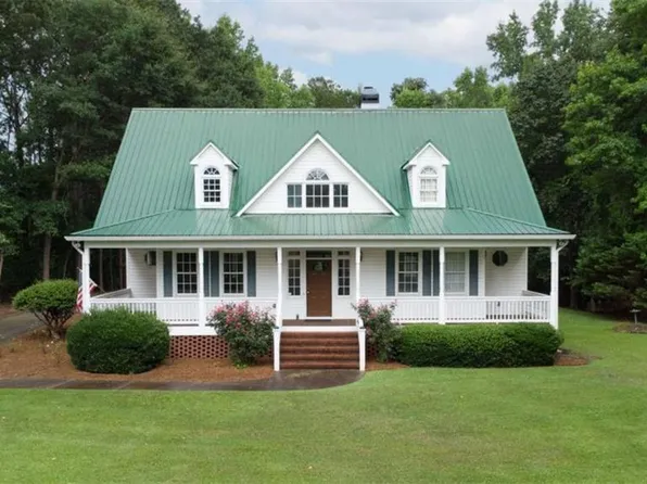 8145 Bennett Ln, Gainesville, GA 30506