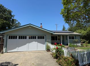 5373 Gold Dr, Santa Rosa, CA 95409