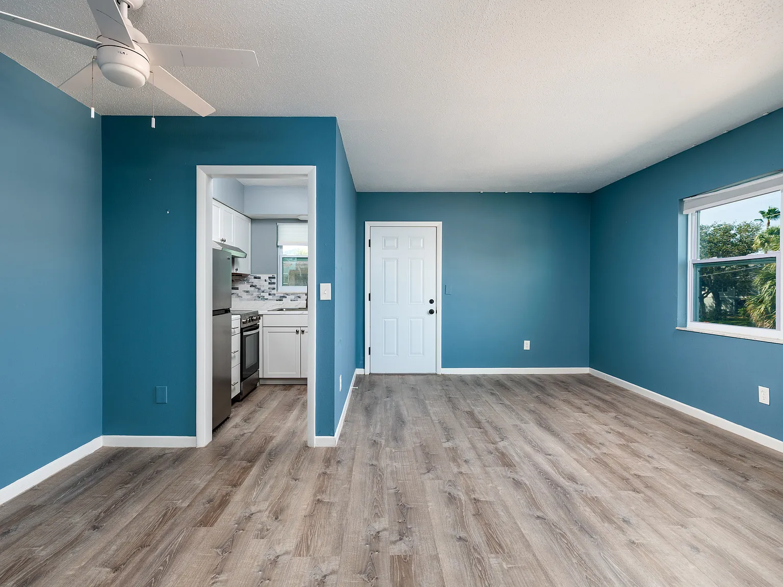 11905 3rd St E — Photo 2