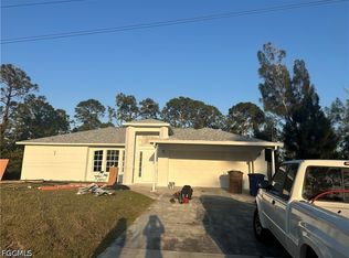806 State Ave, Lehigh Acres, FL 33972