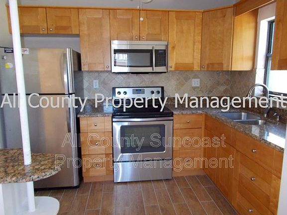 2nd image of 209 40th Ave NE Unit 209