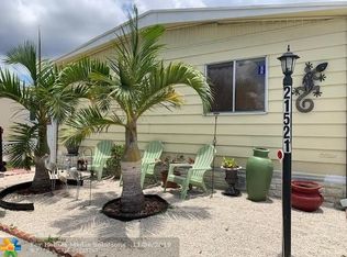 21521 NW 3rd Pl, Pembroke Pines, FL 33029