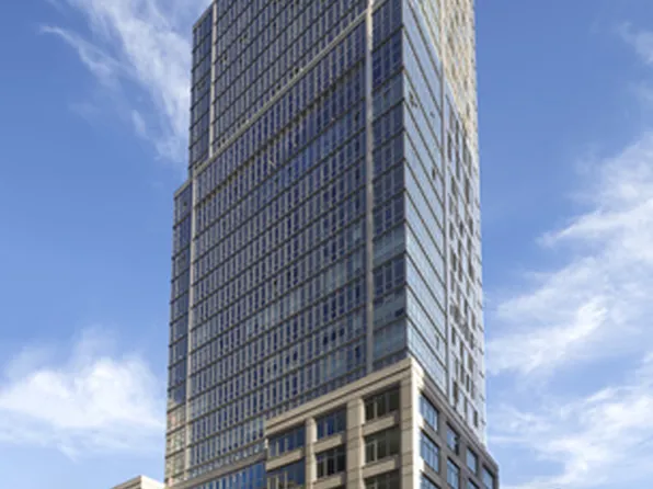 305 East 51st Street image 10 of 17